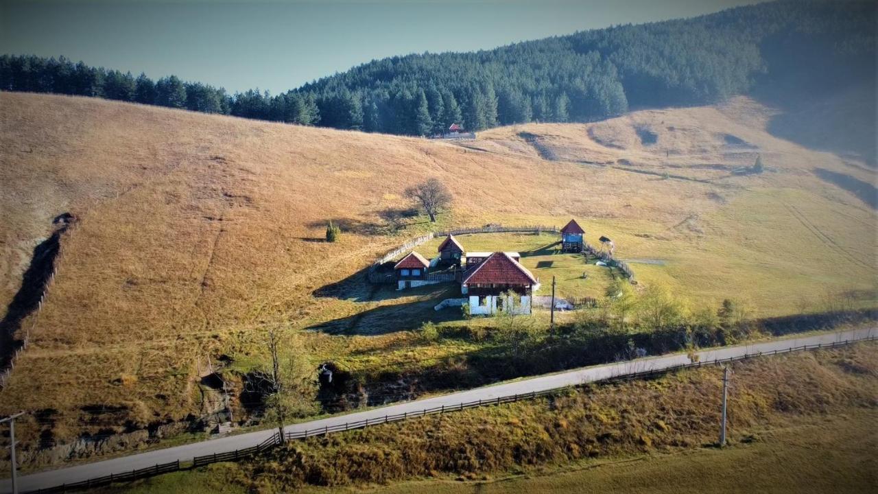 Etno Village Gostoljublje Kosjeric Eksteriør bilde