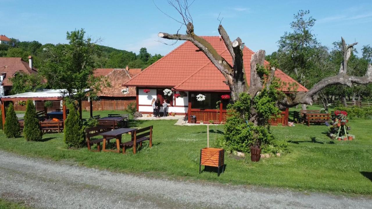 Etno Village Gostoljublje Kosjeric Eksteriør bilde